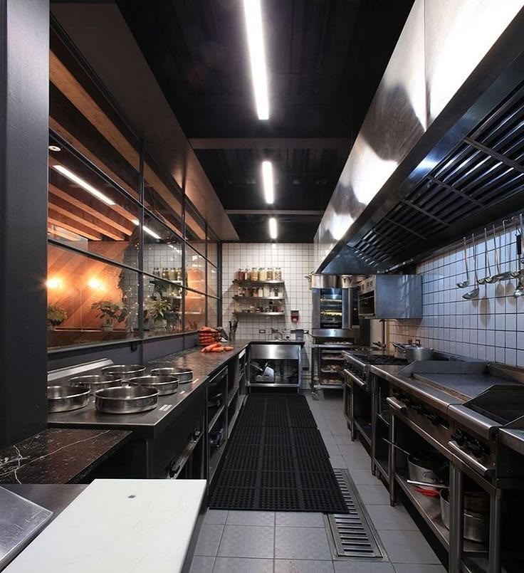 Hotel and Restaurant Kitchen Setup Manufacturer in Nodia